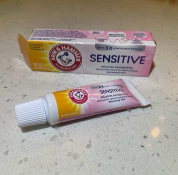 Зубна паста Arm & Hammer Sensitive Teeth & Gums Toothpaste 25мл (033200001959)