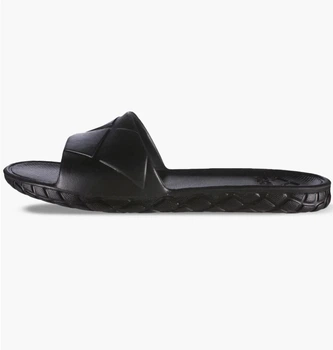 Тапочки подростковые Arena Waterlight Junior 30/31 Чорний 001458-500