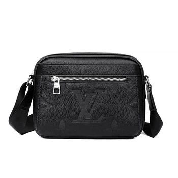 Сумка через плечо Louis Vuitton черного цвета LV-4