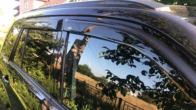Suzuki Grand Vitara 2005-2017 Вітровики HIC (4 шт)