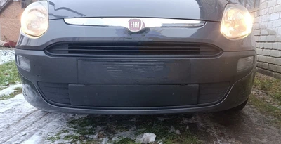 Fiat Punto Grande/EVO 2006-2018 зимняя решетка (матовая)