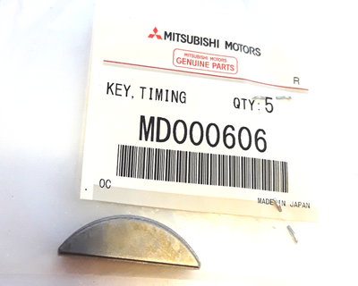 Шпонка шкива коленвала, оригинал OEM MD000606 Митсубиси L200, Паджеро Спорт 1998-2015