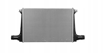 Радиатор интеркулера MAHLE CI 711 000P MAHLE (CI711000P)