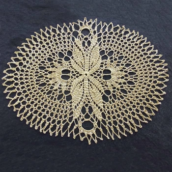 Салфетка Феникс рельефная вязаная крючком 45 см х 36 см ручная работа Золотой (27992)