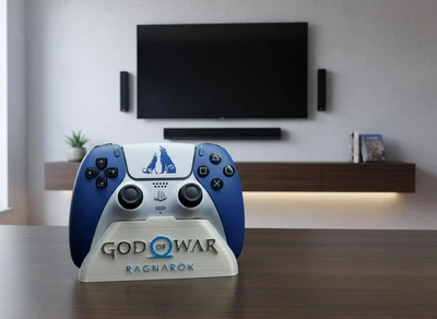 Подставка God of War Ragnarok для DualSense PlayStation 5 Белая