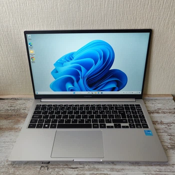 Ноутбук Samsung NP750XDA, Core i3-1115G4. 8 Gb / 256 Gb ssd, б/у