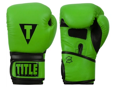 Тренувальні рукавички TITLE Boxing Dauntless Training Gloves 18 унцій citrus green (5391)
