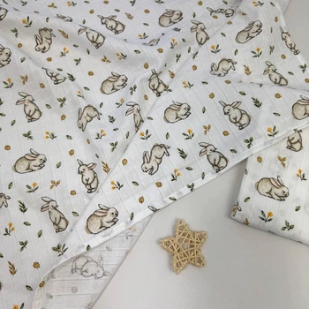 Муслинова дитяча пелюшка 90×80 см (100% бавовна) Bunny біла з малюнком