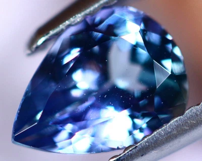 Натуральный Танзанит 1,26 Сt. 8 x 5,9 x 4 mm