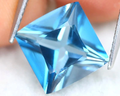 Натуральный Топаз London Blue (Лондон Блю) 4.92 ct 10 x 10 x 6mm