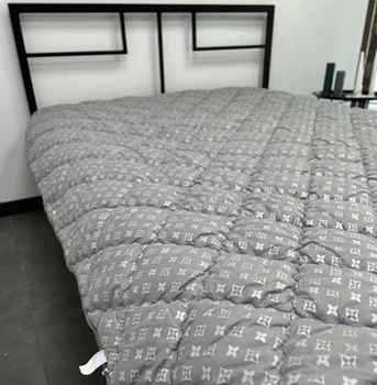 Одеяло полуторное стеганое зимнее из холофайбера Leri Max 21519 145х210 см серое 5150575
