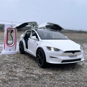 Металева Інерційна Металева машинка Tesla Model X 1:24 Тесла Модель Ікс із Зарядною станцією