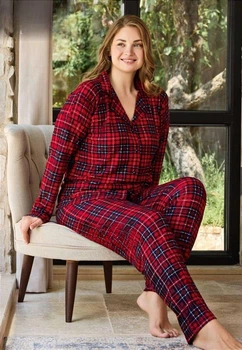 Пижама женская байковая на пуговицах в клетку батал Pijamoni 5655-2k 4XL Красный