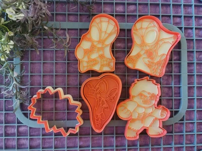 Набір формочок команди Spidey Cutter
