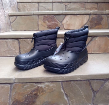 Зимние сапоги Crocs Duet Max II Boot черный m6\w8 38-39 арт.208773-001