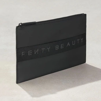 Косметичка FENTY BEAUTY Matte Black Clutch Makeup Bag by RIHANNA
