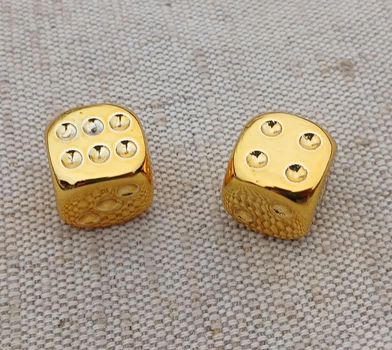 Кубики игральные из акрила, зары для нард, шахмат, d 16мм.