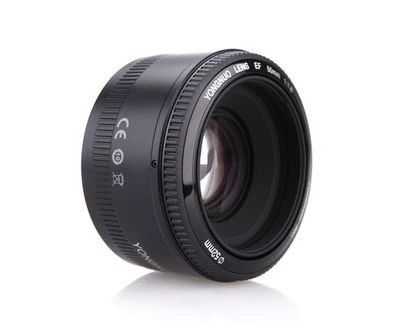 Объектив Yongnuo 50mm f/1.8 для Canon, четкие снимки, 7 лепестков диафрагмы, поддержка автофокуса, позолоченные контакты.