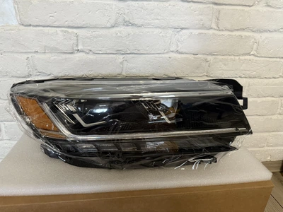 Правая фара к Volkswagen Passat B9 USA 20-23 г. 561941036B 561.941.036.B