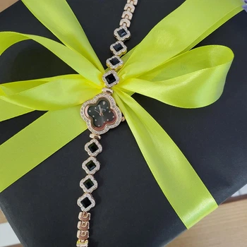 Женские часы браслет клевер черный кварцевый Van Cleef