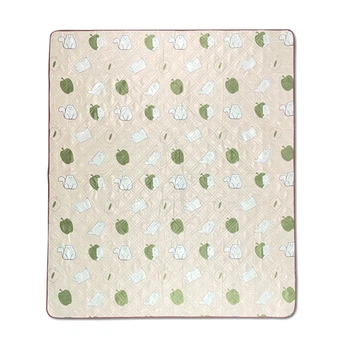 Коврик для пикника водостойкий Naturehike CNK2350WS010, 210x240 см, бежевый с принтом