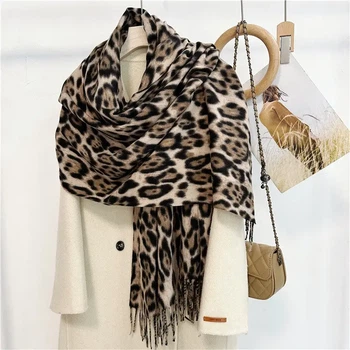 Трендовий шарф з леопардовим принтом " Leo Brown" коричневий