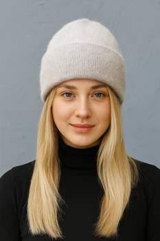 Шапка жіноча Ангора 60% p одинарним підкатом пухнаста тепла без підкладки 53-57 см світло коричневій (1745K)