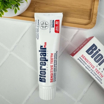 Зубная паста Biorepair Plus Sensitive Teeth Профессиональное избавление чувствительности (без фтора), 75 мл