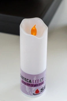 Свеча led Subito 704 с желтым огоньком 15 см.