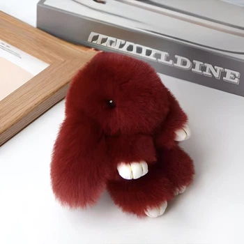 Брелок-игрушка Кролик из искусственного меха 15см бордовий