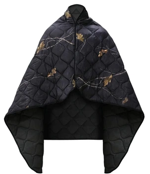 Кемпинговое одеяло с чехлом Blackwood 150×200 см KT7001016— с кнопками, позволяющими использовать как пончо
