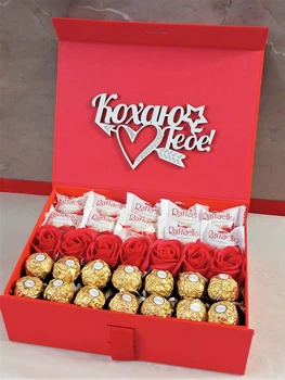 Подарунковий набір Red Box Premium з цукерками Ferrero на День закоханих на 8 Березня на День народження Подарунок дружині