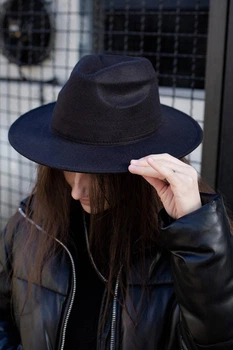 Женская Шляпа Fedora Черная Однотонная Without - (364892)