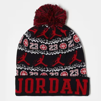Шапка унисекс Air Jordan Christmas Peak Beanie Black FN4673-010 черная