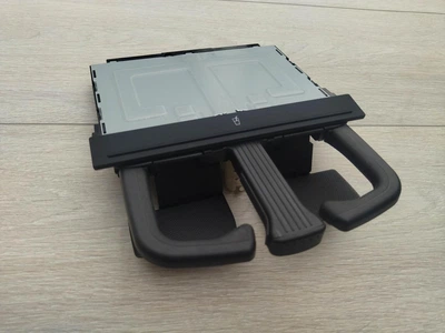 Подстаканник Golf 4 Bora
