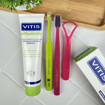 Набір для брекетів Vitis (зубна паста Vitis Ortho 100 мл, скребок