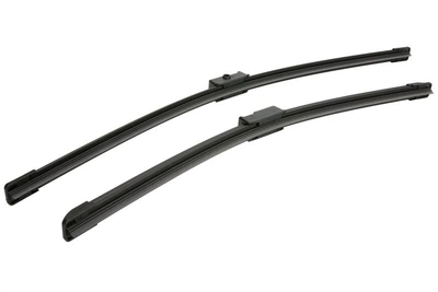 Щетка стеклоочистителя 550/450 (компл. 2 шт) безкаркассные BOSCH 3397118931 Bosch (3397118931)