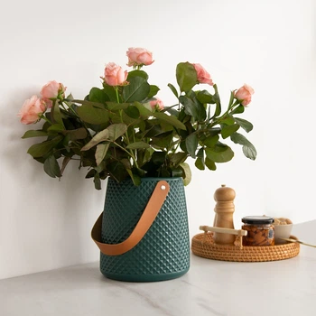 Ваза для квітів MBM HOME пластикова 17 см DH-FLOWERS-10 MARINE BLUE Блюмаринова