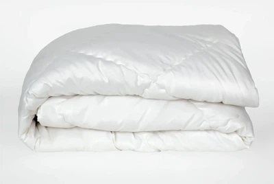 Одеяло ТЕП. CLOUD TOUCH SILK 300 летнее-150х210