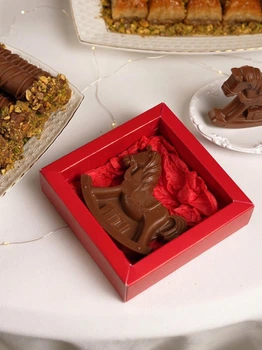 Благодійний коник Pakhlava Bakery