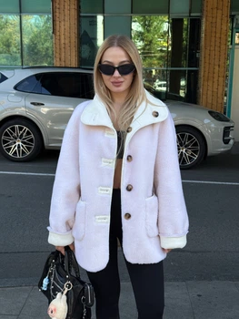 Дублянка двостороння з натуральної овчини onesize молочна S/L 42-46