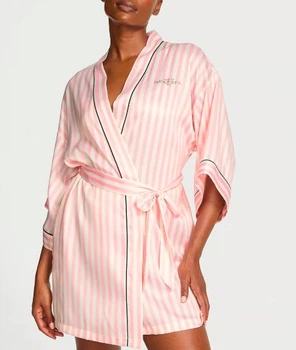 Сатиновий халат Victoria's Secret Backstage Satin Sparkle Short Robe Pink Stripe M/L