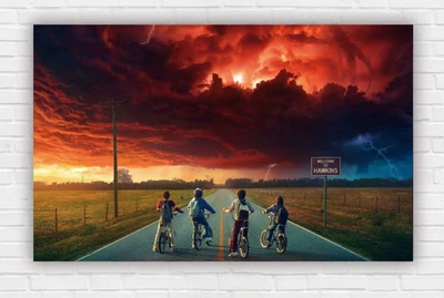 Бумажный плакат "Очень странные дела. Stranger Things. Загадочные события. Welcome" размер 120х75см