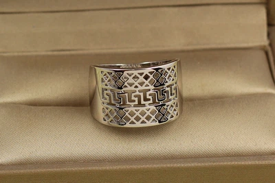 Кільце Xuping Jewelry широка сіточка з грецьким орнаментом р 18 сріблясте