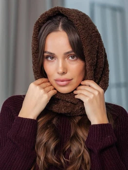 Жіночий капор Teddy Lux букле з каракуля на кнопках коричневий (шоколад)
