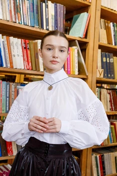 Жіноча бавовняна сорочка “Катерина” з прошвою, біла, 4XL — Зерно