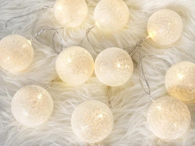 Гірлянди декоративні Cotton Balls 10 led #25