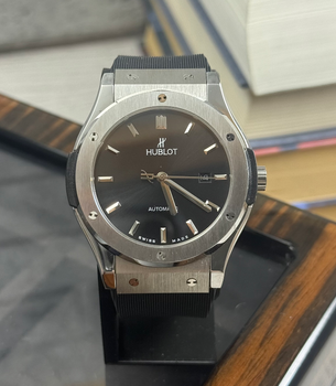 Наручные часы в стиле Hublot Classic Fusion 45 мм
