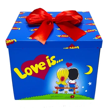 Подарунковий сюрприз-бокс Love is з 5 коробок із цукерками