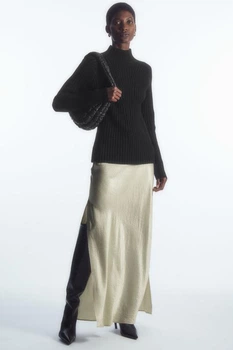 Джемпер жіночий COS ribbed pure cashmere turtleneck jumper 1200574001 M Чорний